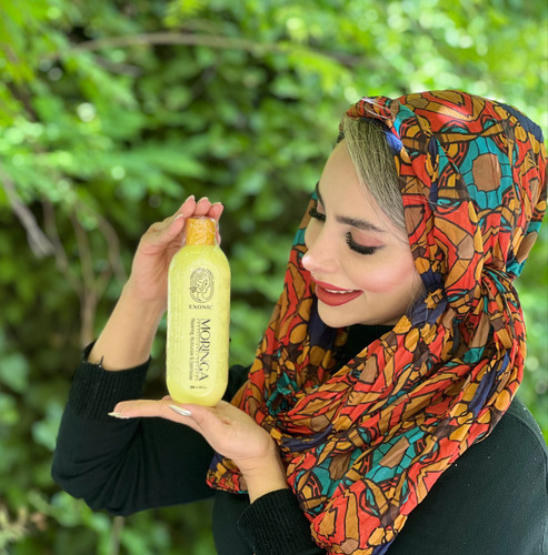 شامپو موی سر حاوی روغن مورینگا ،exonic با حجم ۳۰۰ میل مخصوص موی آسیب دیده